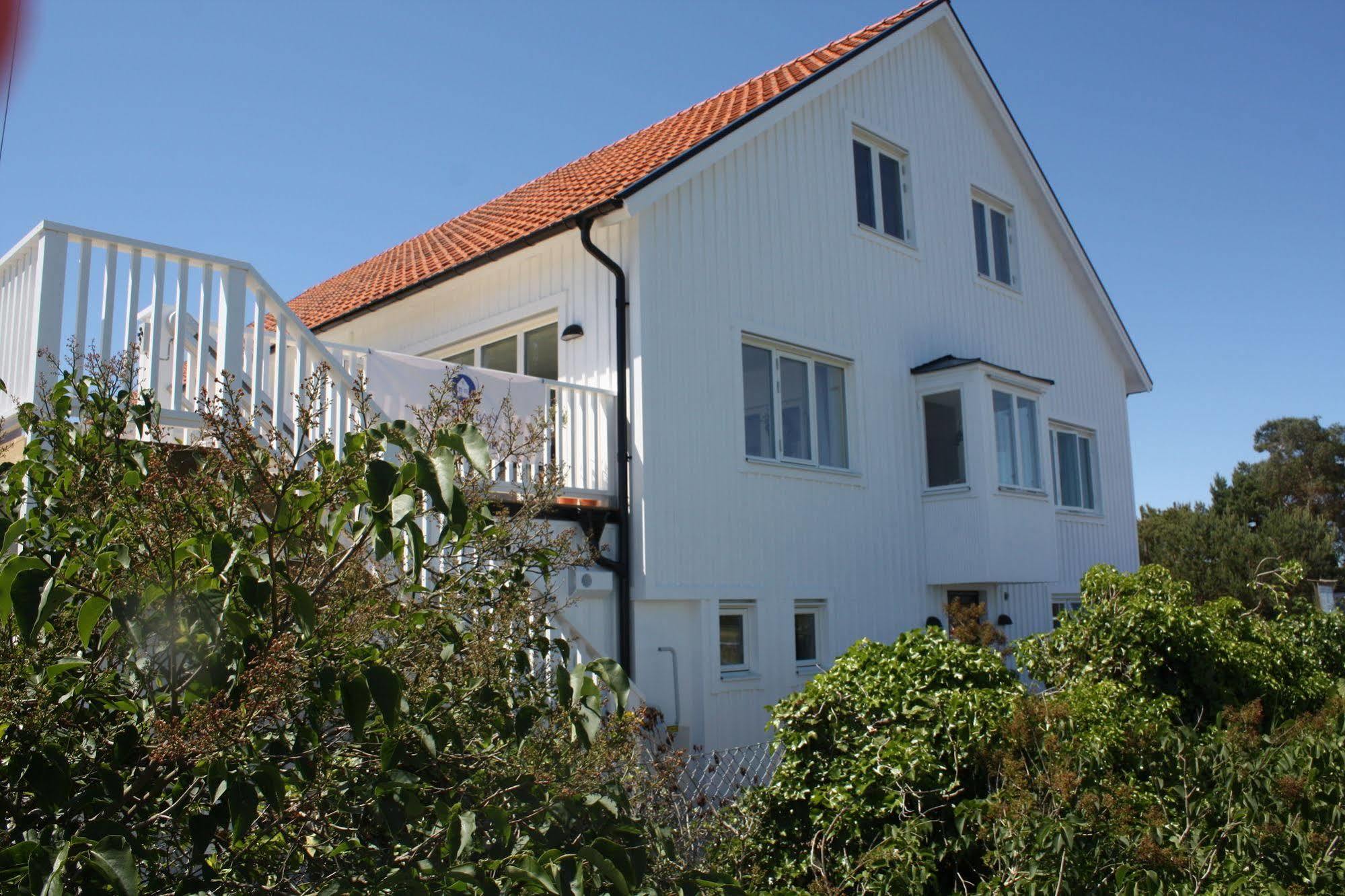 Höllviken Lotsvillan מראה חיצוני תמונה
